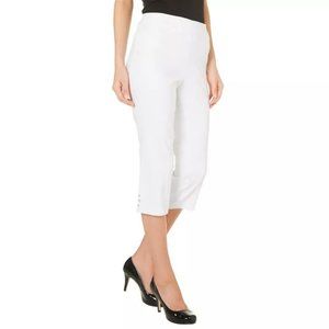 Counterparts Women's White Capris Side Button Accents Size: 16P